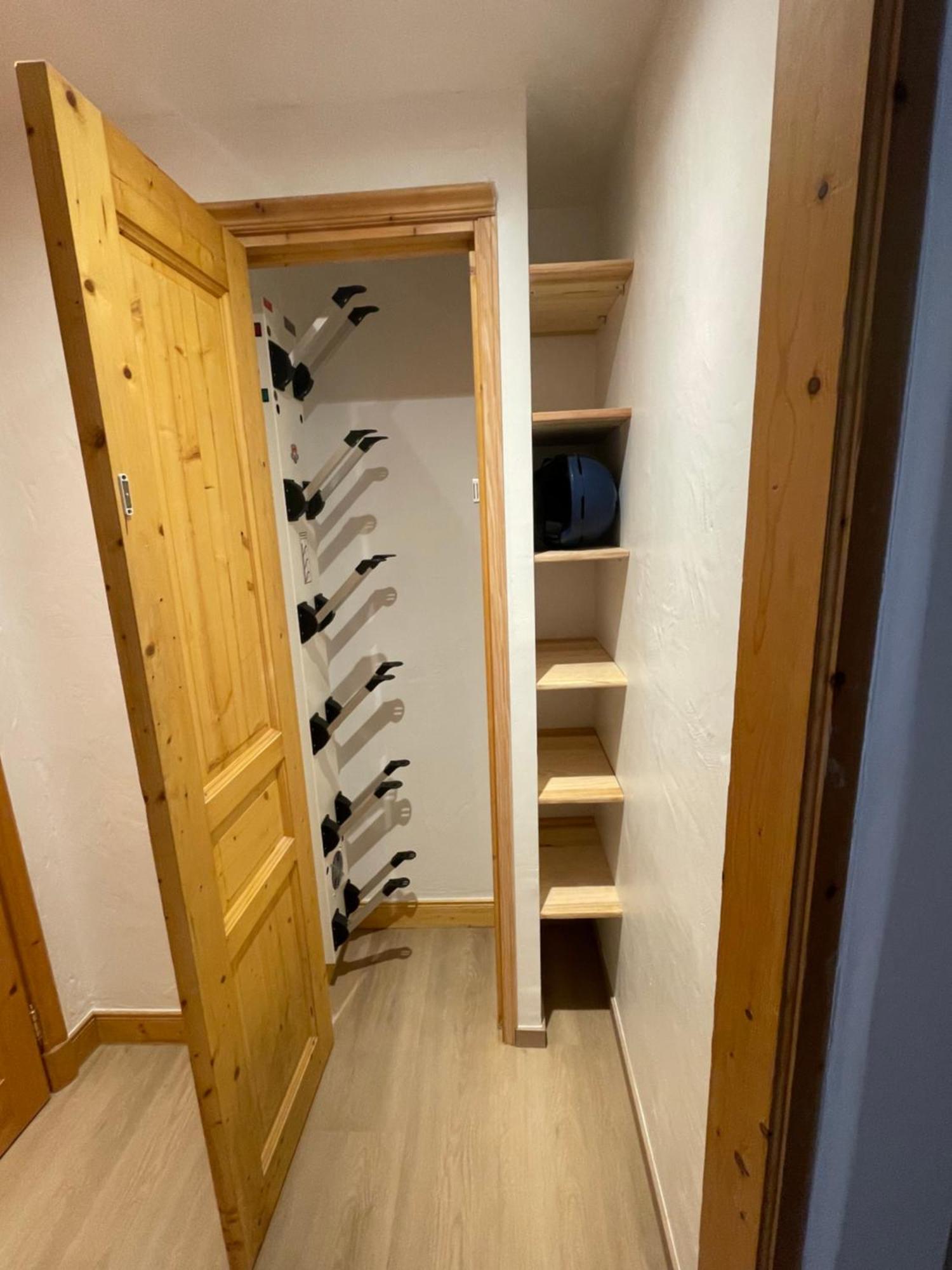Meribel Centre La Chaudanne, Real Ski In And Out, 3 Bedrooms 2 Bathrooms Newly Renovated, Chalet L'Eperviere Buitenkant foto